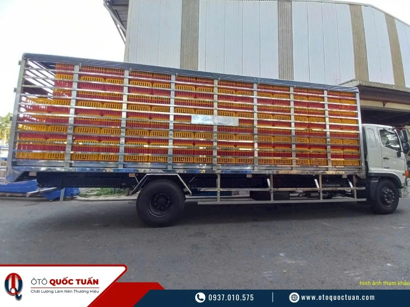 Xe chở gà, gia cầm chuyên dụng 2025: Giải pháp tối ưu nâng cao hiệu quả kinh tế